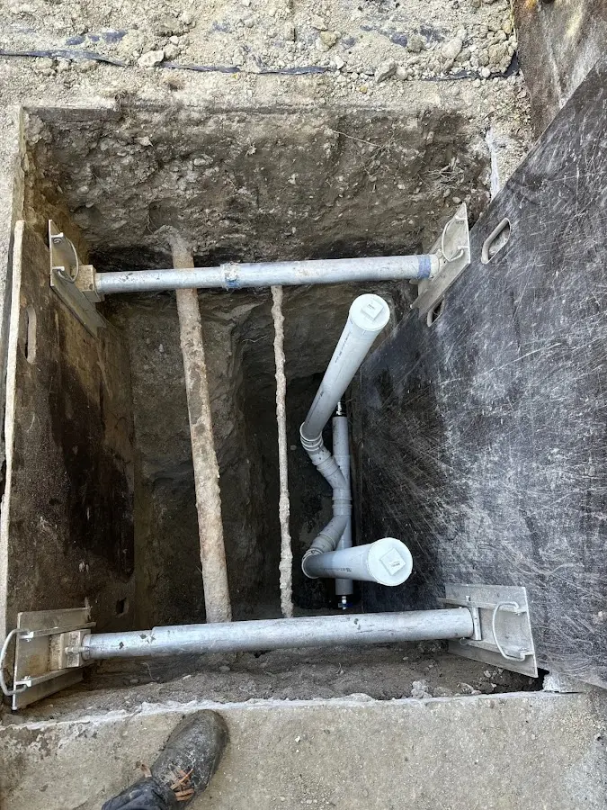 Experienced plumber completing Drain Cleaning work in Copperopolis